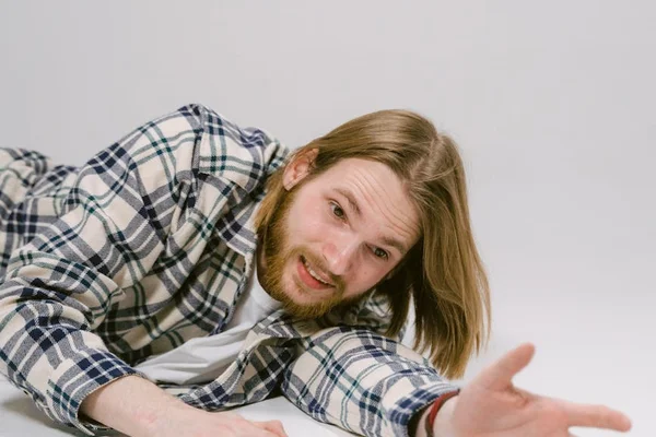 电竞下注真人游戏